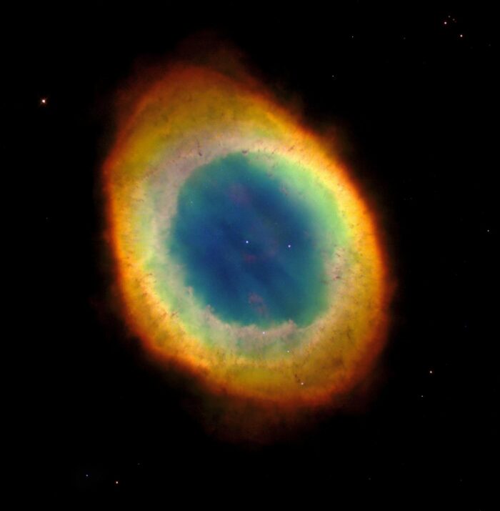 こと座の環状星雲 M57